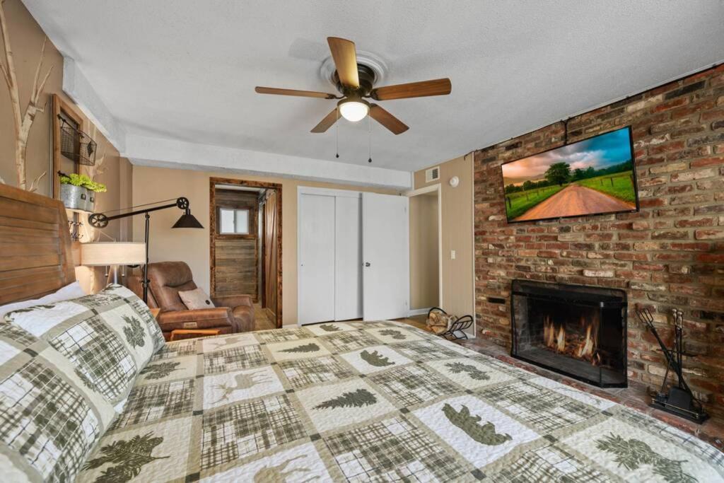 Happy Trails - Cobbly Nob Resort Home Gatlinburg Exteriér fotografie