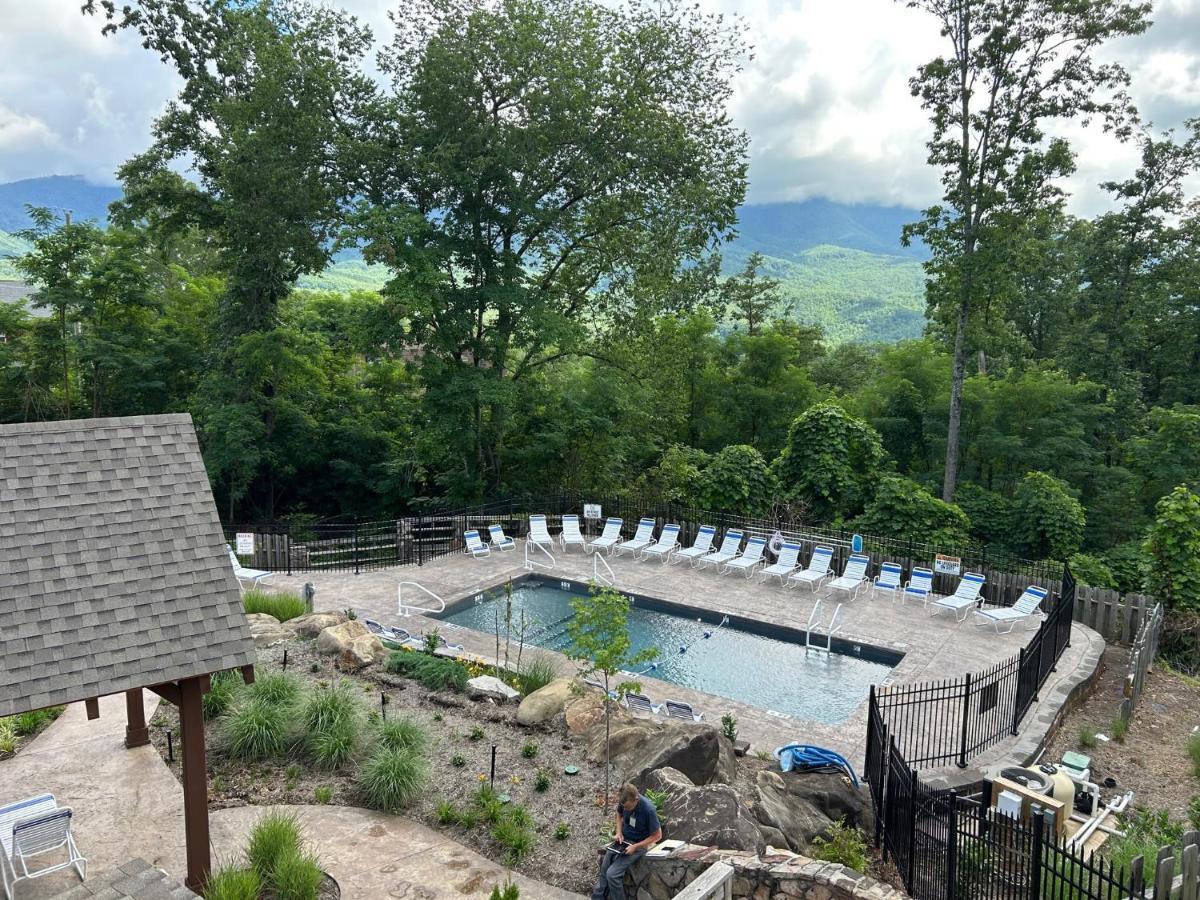 Happy Trails - Cobbly Nob Resort Home Gatlinburg Exteriér fotografie